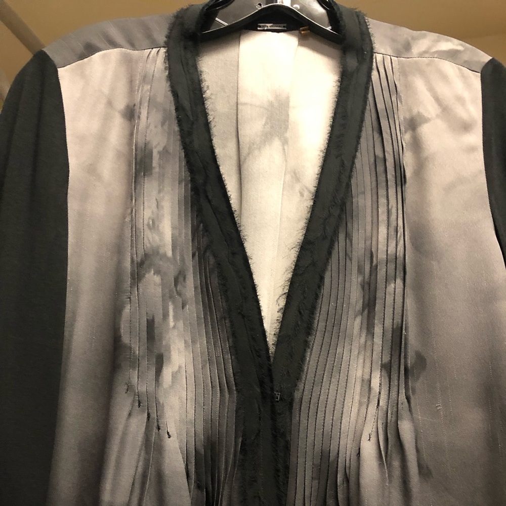 Elie Tahari blouse